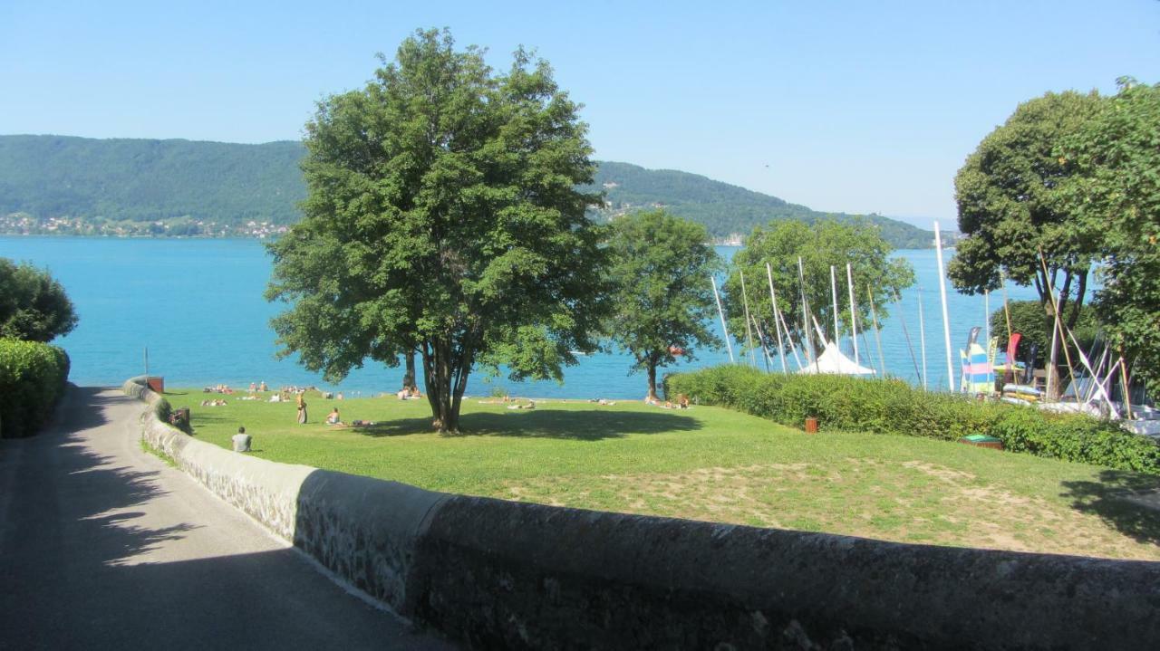 Villa Le Lac - Cottage Au Bord Du Lac D' Annecy - Chambres - 维里尔·杜·拉克 外观 照片